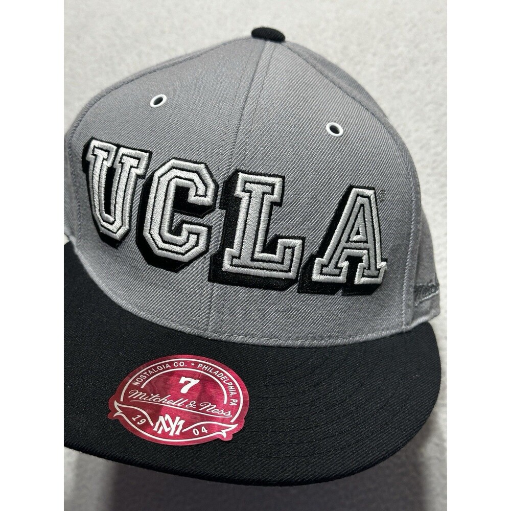 UCLA Mitchell And Ness Wool College Fitted Hat Size 7 Cap 2012 New Old Stock
